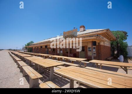 Rawlinna Railway Station, eine winzige abgelegene Outback-Stadt an der Indian Pacific Railway Line von Sydney nach Perth, auf der Nullarbor Plain in Western Austr Stockfoto