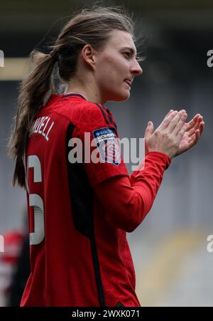 Manchester, Großbritannien. 31. März 2024. Leigh Sports Village, Manchester, England, 31. März 2024: Hannah Blundell (6 Manchester United) nach dem Barclays FA Womens Super League Spiel zwischen Manchester United und Everton in Leigh Sports Villagein Manchester, England am 31. März 2024. (Sean Chandler/SPP) Credit: SPP Sport Press Photo. /Alamy Live News Stockfoto