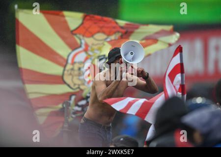 Girona, Esp. 31. März 2024. GIRONA FC-REAL BETIS 30. März 2024 Girona-Fans während des Spiels zwischen Girona FC und Real Betis, das dem dreißigsten Tag der La Liga EA Sports im Stadtstadion Montilivi in Girona entspricht. Quelle: Rosdemora/Alamy Live News Stockfoto