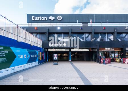 Haupteingang der Euston Station Stockfoto
