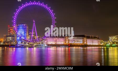 London, England; 31. März 2024 - Ein Blick auf das London Eye von der Westminster Bridge, London, England. Stockfoto