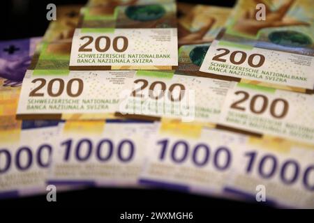 Geldnoten in Schweizer Franken SFr. Symbolbild. Geldnoten in Schweizer Franken SFr. Symbolbild. Zürich Zürich Schweiz *** Geldscheine in Schweizer Franken SFr Symbol Bild Geldscheine in Schweizer Franken SFr Symbol Bild Zürich Schweiz Stockfoto