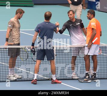 Miami Gardens, USA. 30. März 2024. MIAMI GARDENS, FLORIDA - MÄRZ 30: Rohan Bopanna (Indien) und Matthew Ebden (Australien) gegen Ivan Dodig (Kroatien) und Austin Krajicek (USA) während des Miami Open Day 2024 15 Women Championship Finals von Itaú im Hard Rock Stadium am 30. März 2024 in Miami Gardens, Florida. (Foto: JL/SIPA USA) Credit: SIPA USA/Alamy Live News Stockfoto