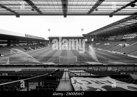 West Bromwich, Großbritannien. April 2024. Eine allgemeine Ansicht des Bodens während des Spiels der EFL Sky Bet Championship zwischen West Bromwich Albion und Watford bei den Hawthorns, West Bromwich, England am 1. April 2024. Foto von Stuart Leggett. Nur redaktionelle Verwendung, Lizenz für kommerzielle Nutzung erforderlich. Keine Verwendung bei Wetten, Spielen oder Publikationen eines einzelnen Clubs/einer Liga/eines Spielers. Quelle: UK Sports Pics Ltd/Alamy Live News Stockfoto