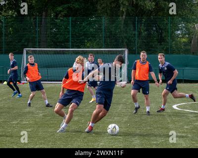 Motherwell Scotland, Großbritannien. 5. September 2020: Schottischer halbprofessioneller Fußballverein Caledonian Braves, Training im Alliance Park. Stockfoto