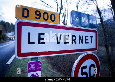 Le Vernet, Frankreich. April 2024. The Vernet, Frankreich, Vernet, am 1. april 2024. Die Überreste von Emile, die seit dem 8. Juli letzten Jahres in Le Vernet verschwunden sind, wurden am Samstag nur wenige Kilometer vom Weiler entfernt entdeckt. Foto: Thibaut Durand/ABACAPRESS.COM Credit: Abaca Press/Alamy Live News Stockfoto