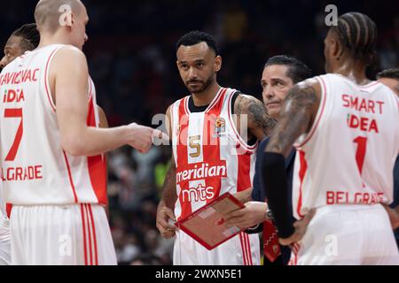 Belgrad, Serbien, 14. März 2023. Adam Hanga von Crvena Zvezda Meridianbet Belgrad reagiert auf das Spiel der Turkish Airlines EuroLeague 2023/2024, Runde 29 zwischen Crvena Zvezda Meridianbet Belgrad und Maccabi Playtika Tel Aviv in der Aleksandar Nikolic Hall in Belgrad. März 2023. Quelle: Nikola Krstic/Alamy Stockfoto