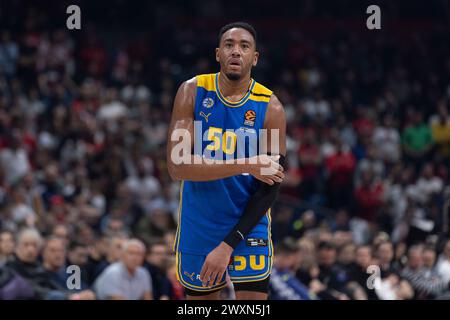 Belgrad, Serbien, 14. März 2023. Bonzie Colson von Maccabi Playtika Tel Aviv reagiert auf das Spiel der Turkish Airlines EuroLeague 2023/2024, Runde 29 zwischen Crvena Zvezda Meridianbet Belgrad und Maccabi Playtika Tel Aviv in der Aleksandar Nikolic Hall in Belgrad. März 2023. Quelle: Nikola Krstic/Alamy Stockfoto