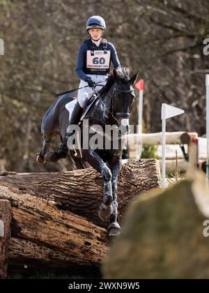 Holly Richardson aus Großbritannien mit Bally Louis während des CCI4*-S Grantham Cup Cross Country beim Thoresby Park International Eventing Spring Carnival am 30. März 2024, Thoresby Park, Vereinigtes Königreich (Foto: Maxime David - MXIMD Pictures) Stockfoto