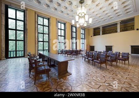 Verwaltungszentrum des Stahlwerks Tadeusz Sendzimir, Nowa Huta, Krakau, Polen Stockfoto