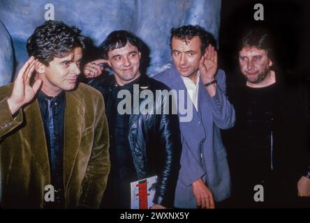 Die Stranglers bewerben ihr Album Aural Sculpture 1984. Links: Jean-Jaques Burnel, Dave Greenfield, Hugh Cornwell, Jet Black Stockfoto