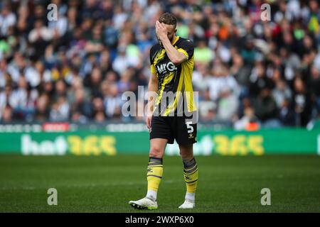 West Bromwich, Großbritannien. April 2024. Ryan Porteous von Watford reagiert während des Sky Bet Championship Matches West Bromwich Albion gegen Watford at the Hawthorns, West Bromwich, Vereinigtes Königreich, 1. April 2024 (Foto: Gareth Evans/News Images) in West Bromwich, Vereinigtes Königreich am 1. April 2024. (Foto: Gareth Evans/News Images/SIPA USA) Credit: SIPA USA/Alamy Live News Stockfoto