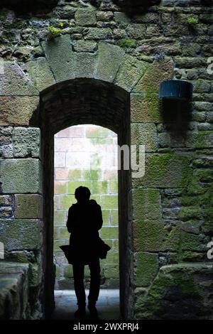 Eine geheimnisvolle Person in der Abtei Saint Michel Stockfoto