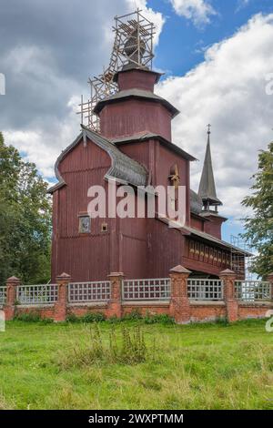 Holzkirche St. Johannes der Theologe am Fluss Ischnja, 1689, Rostow, Jaroslawl, Russland Stockfoto