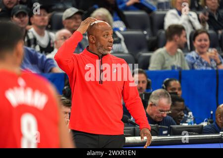 Orlando, Florida, USA, 1. April 2024, Portland Trail Blazers Cheftrainer Chauncey Billups im Kia Center. (Foto: Marty Jean-Louis/Alamy Live News Stockfoto