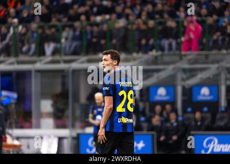 Mailand, Italien. April 2024. Benjamin Pavard in Aktion während des Fußballspiels der Serie A zwischen dem FC Internazionale und dem Empoli FC im Giuseppe Meazza Stadion in Mailand, Italien, am 1. April 2024 Credit: Mairo Cinquetti/Alamy Live News Stockfoto