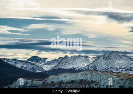 Segeln durch den Beagle Channel, an der Südspitze Südamerikas, Argentiniens und Chiles Stockfoto