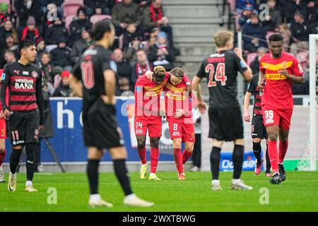 FC Midtjylland trifft am Montag, 1. April 2024 in Herning auf den FC Nordsjaelland in der Super League. FC Midtjylland moeder FC Nordsjaelland i Superligaen i Herning Mandag den 1. april 2024. Stockfoto