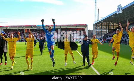 Fredrikstad, Norwegen, 1. April 2024. Bodø/Glimt-Spieler feiern, nachdem sie 2-0 im Eliteserien-Spiel zwischen Fredrikstad und Bodø/Glimt im Fredrikstad-Stadion gewonnen haben. Quelle: Frode Arnesen/Alamy Live News Stockfoto