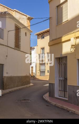 Enge Straße in Albox, Almanzora-Tal, Provinz Almeria, Andalusien, Spanien Stockfoto