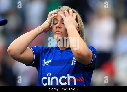 Dateifoto vom 16-07-2023 von Sarah Glenn, die Englands Reise durch Neuseeland verlässt, während sie sich weiterhin von einer Gehirnerschütterung erholt. Ausgabedatum: Dienstag, 2. April 2024. Stockfoto