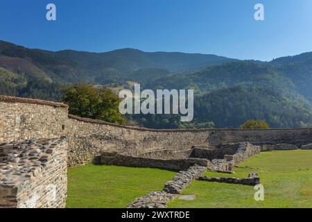 Mauern des Klosters Studenica, Serbien Stockfoto