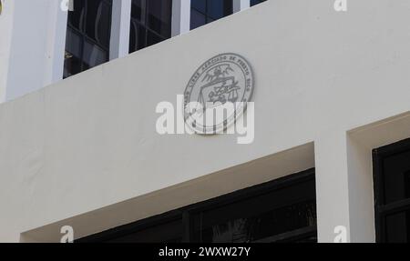 San Juan, USA. April 2024. Das Logo des Puerto Rico Court of Appeals in San Juan, Puerto Rico am Montag, 1. April 2024. (Foto: Carlos Berríos Polanco/SIPA USA) Credit: SIPA USA/Alamy Live News Stockfoto