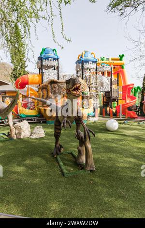 Velociraptor in einem Vergnügungspark in österreich. Stockfoto