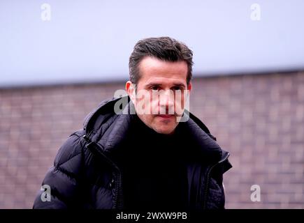 Fulham-Manager Marco Silva kommt vor dem Spiel der Premier League auf dem City Ground in Nottingham an. Bilddatum: Dienstag, 2. April 2024. Stockfoto