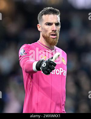 Burnley, Großbritannien. April 2024. José Sá von Wolverhampton Wanderers, während des Premier League-Spiels Burnley gegen Wolverhampton Wanderers in Turf Moor, Burnley, Vereinigtes Königreich, 2. April 2024 (Foto: Cody Froggatt/News Images) in Burnley, Vereinigtes Königreich am 2024. (Foto: Cody Froggatt/News Images/SIPA USA) Credit: SIPA USA/Alamy Live News Stockfoto