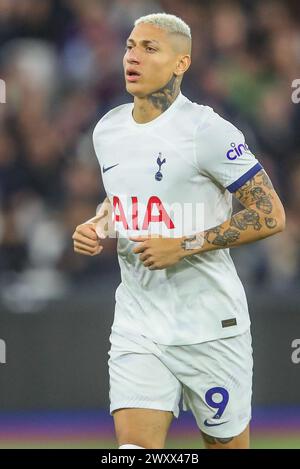 Richarlison of Tottenham Hotspur während des Premier League Spiels West Ham United gegen Tottenham Hotspur im London Stadium, London, Großbritannien, 2. April 2024 (Foto: Gareth Evans/News Images) Stockfoto