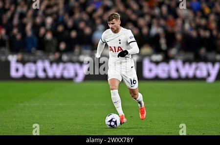London, Großbritannien. April 2024. Timo Werner (Spurs) während des Spiels West Ham gegen Tottenham Hotspur Premier League im London Stadium Stratford. Dieses Bild ist NUR für REDAKTIONELLE ZWECKE bestimmt. Für jede andere Verwendung ist eine Lizenz von Football DataCo erforderlich. Quelle: MARTIN DALTON/Alamy Live News Stockfoto