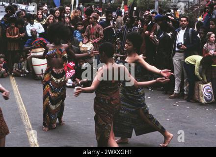 Afro-karibische Tänzer in Fort Greene, 1969, in Clinton und Dekalb Avenues Stockfoto