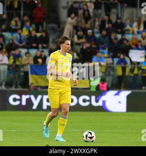 Foot: The Ukrainian Star Psg Couldn'T Resist: Illia Zabarnyi. - wd29v4y