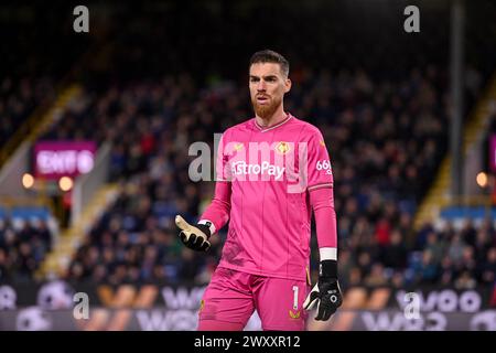 Burnley, Großbritannien. April 2024. Burnley, England, 2. April 2024: Jose Sa of Wolves während des Premier League-Fußballspiels zwischen Burnley und Wolverhampton Wanderers im Turf Moor in Burnley, England (will Palmer/SPP) Credit: SPP Sport Press Photo. /Alamy Live News Stockfoto