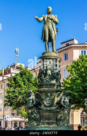 Denkmal für den österreichischen Erzherzog Maximilian, Triest, Hafenstadt an der Adria, Friaul, Italien, Triest, Friaul, Italien Stockfoto