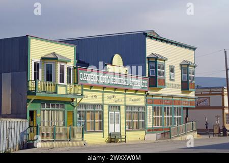 Historisches Geschäft in Dawson City, Gold Rush, Gold Rush Town, Yukon Territory, Kanada Stockfoto