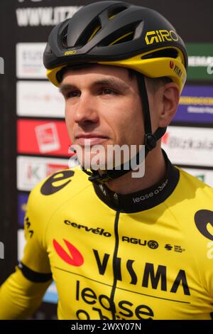 Kanbo, Spanien. April 2024. VADER Milan VOM Team Visma Credit: Abaca Press/Alamy Live News Stockfoto