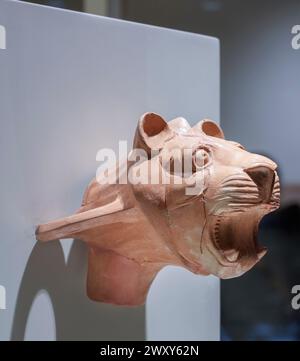 Löwenkopf Ritualgefäß, Terrakotta, Museum der Anatolischen Zivilisationen, Ankara, Türkei Stockfoto