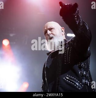Wien, Österreich. 01/04/2024, Band 'Judas Priest' am Montag, 1. April 2024 während eines Konzerts in der Stadthalle in Wien. Sänger Rob Halford - 20240401 PD6270 Credit: APA-defacto Datenbank und Contentmanagement GmbH/Alamy Live News Stockfoto