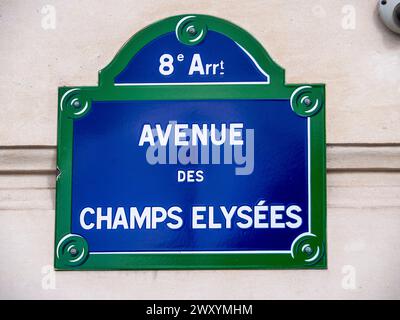 Schild Avenue des Champs-Elysees in Paris, 8. Arrondissement Stockfoto