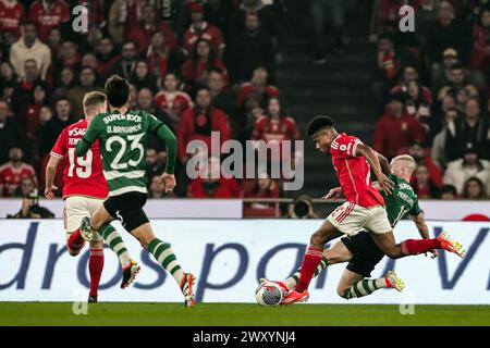 Lissabon, Portugal. April 2024. Lissabon, 04/02/2024 - heute Abend war das Fußballteam Sport Lisboa e Benfica Gastgeber des Sporting Clube de Portugal im 2. Halbfinale des portugiesischen Pokalpokals im Estádio da Luz in Lissabon. (Mário Vasa/Global Imagens) Credit: Atlantico Press/Alamy Live News Stockfoto