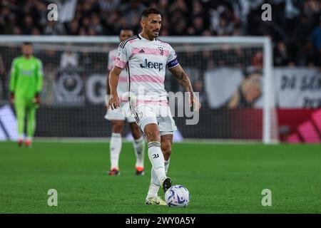 Luiz da Silva Danilo vom Juventus FC wurde 2023/24 im Halbfinale des 1. Leg Fußball-Spiels zwischen Juventus FC und SS Lazio im Allianz Stadium in Aktion gesehen. ENDNOTE : Juventus 2 | 0 Lazio (Foto: Fabrizio Carabelli / SOPA Images/SIPA USA) Stockfoto