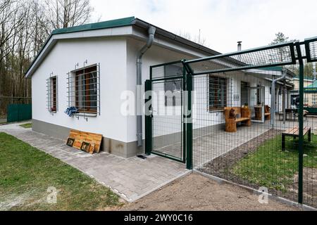 Hradec Kralove, Tschechische Republik. April 2024. Tierheim für Tiere in Hradec Kralove, Tschechische Republik, 3. April 2024. Quelle: David Tanecek/CTK Photo/Alamy Live News Stockfoto