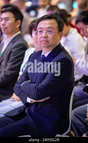 Wang Chuanfu, Gründer und Vorsitzender von BYD, bei der Pressekonferenz der BYD Auto Company Limited auf der Automesse IAA Mobility am 4. September 2023 in München. (Foto: Alexander Pohl/SIPA USA) Stockfoto