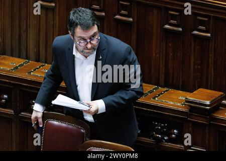 Roma, Italien. April 2024. IL ministro dei Trasporti Matteo Salvini alla Camera dei deputati durante il Fragestunde. Roma, Mercoled&#xec;, 3. april 2024 (Foto Roberto Monaldo/LaPresse) Verkehrsminister Matteo Salvini in der Abgeordnetenkammer während der Fragestunde. Rom, Mittwoch, 3. April 2024 (Foto: Roberto Monaldo/LaPresse) Credit: LaPresse/Alamy Live News Stockfoto