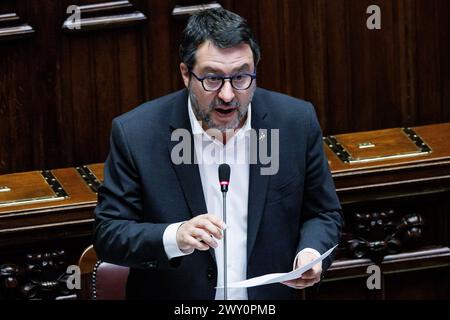 Roma, Italien. April 2024. IL ministro dei Trasporti Matteo Salvini alla Camera dei deputati durante il Fragestunde. Roma, Mercoled&#xec;, 3. april 2024 (Foto Roberto Monaldo/LaPresse) Verkehrsminister Matteo Salvini in der Abgeordnetenkammer während der Fragestunde. Rom, Mittwoch, 3. April 2024 (Foto: Roberto Monaldo/LaPresse) Credit: LaPresse/Alamy Live News Stockfoto