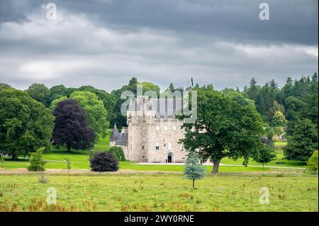 Castle Fraser, Garten und Innenhof Haupteingang, südlich von Kemnay, Aberdeenshire Schottland, Großbritannien Stockfoto