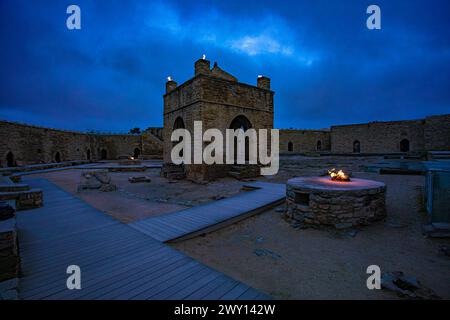 Zoroastrischer Feueranbetungstempel in der Siedlung Surakhani in den Vororten von Baku, Aserbaidschan Stockfoto