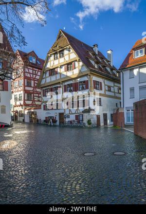 Altes Fachwerkhaus, Zunfthaus der Schiffsleute, im Fischerviertel Ulm, Baden-Württemberg, Deutschland Stockfoto